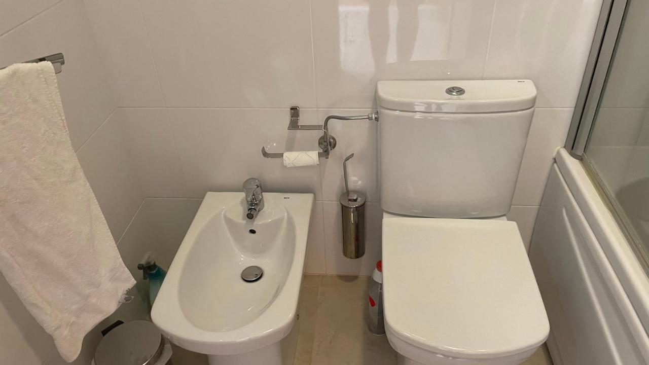 Amazing 2 Bedroom Apartment Near Beach With Pool Lagos Exterior foto